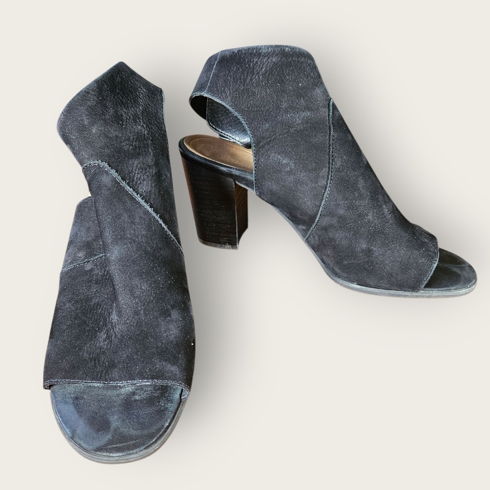 Vionic Blakely Black Suede Peep Toe Block Heel Booties Women's Size 10